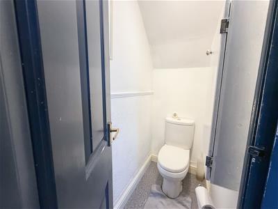 GROUND FLOOR W/C
